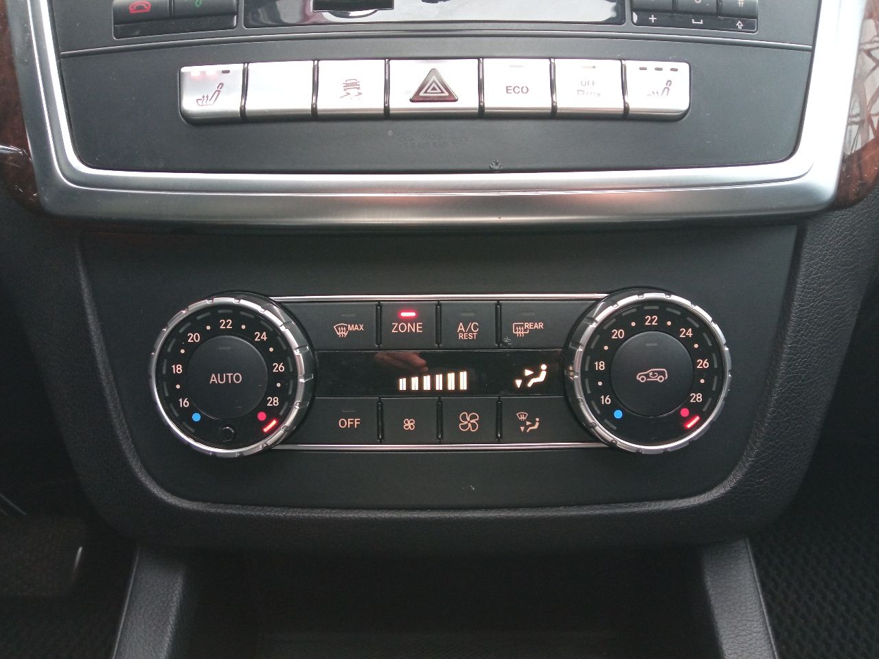 Mercedes-Benz GL-Класс - фото 30