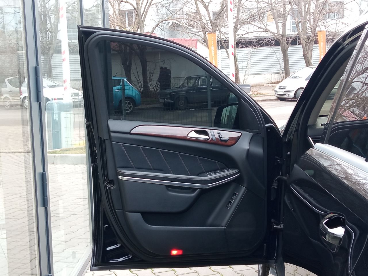 Mercedes-Benz GL-Класс - фото 27