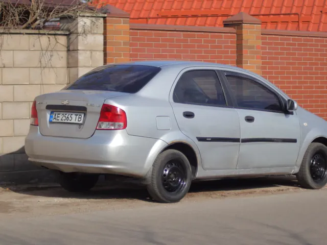 Chevrolet Aveo - фото 3