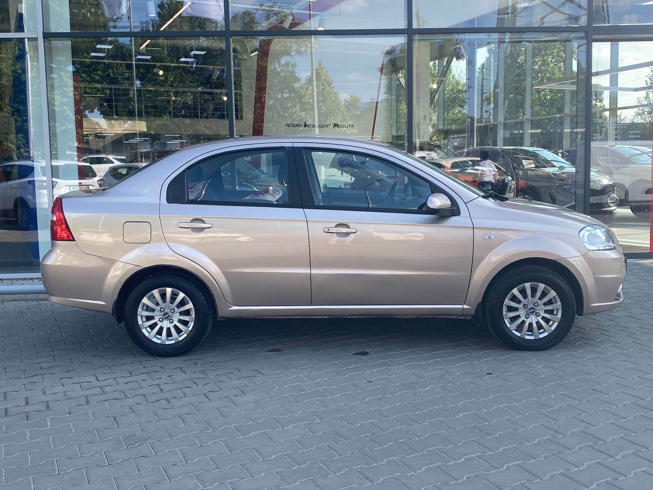 Chevrolet Aveo - фото 14