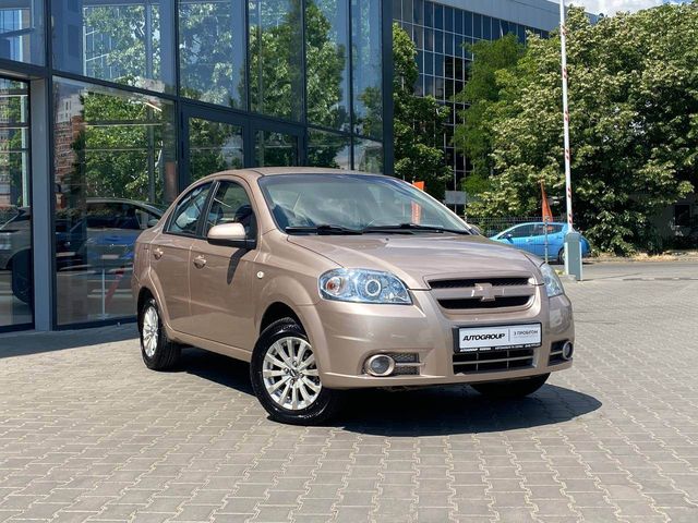 Chevrolet Aveo - фото 1