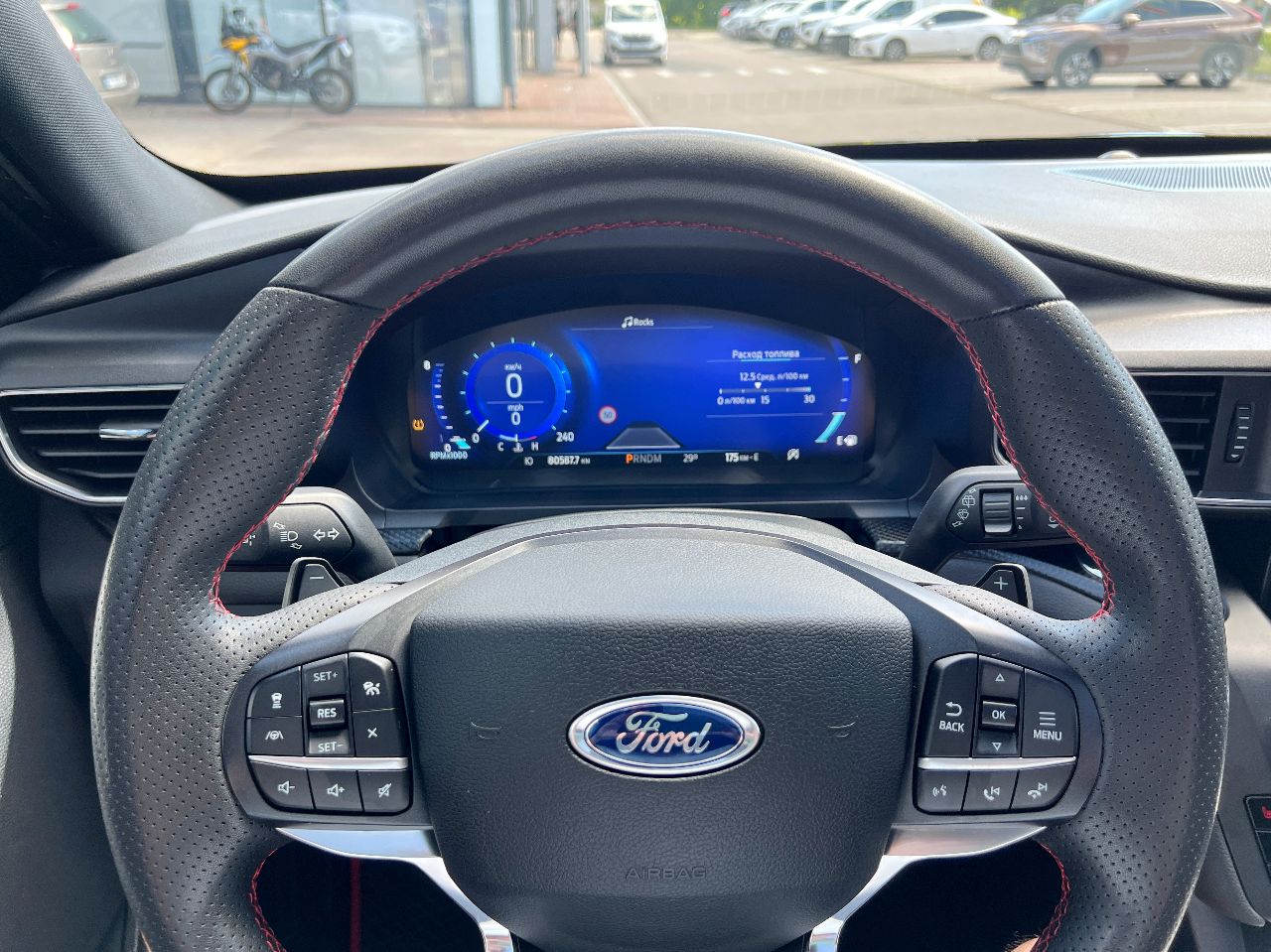 Ford Explorer - фото 20