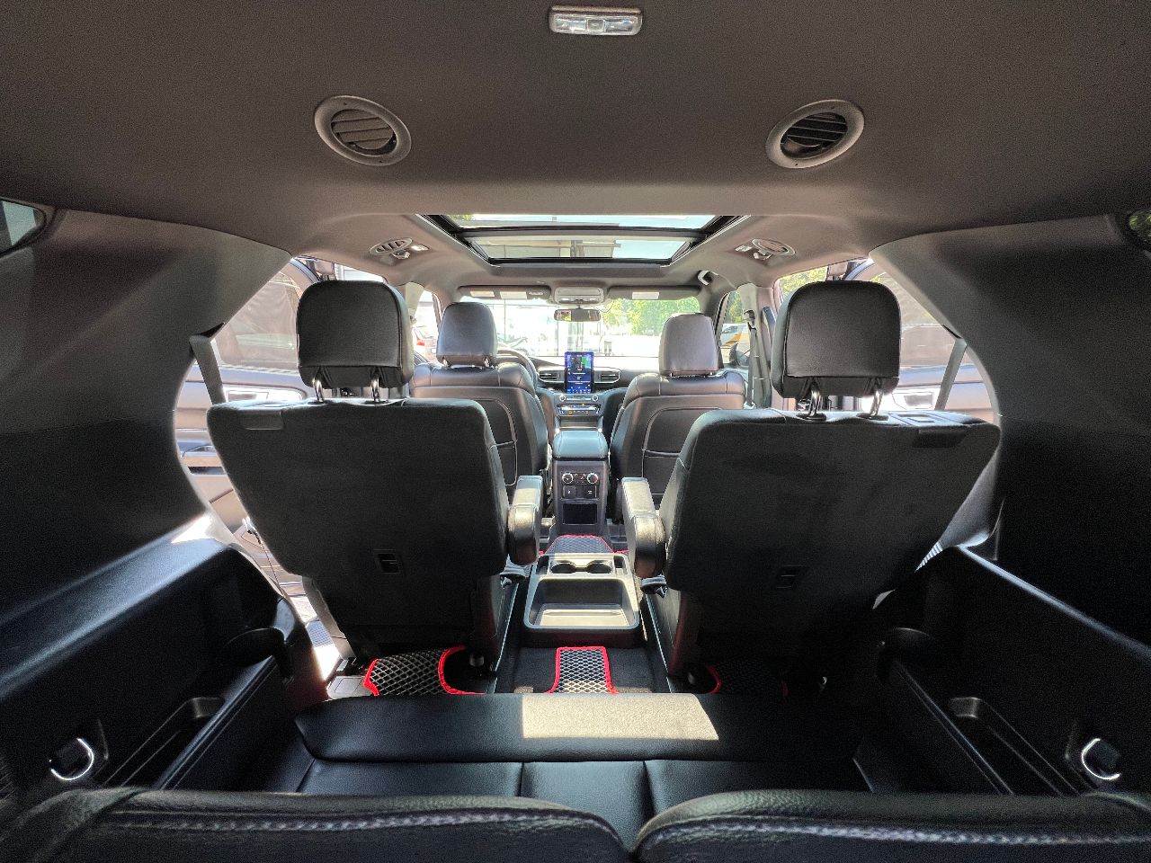 Ford Explorer - фото 47