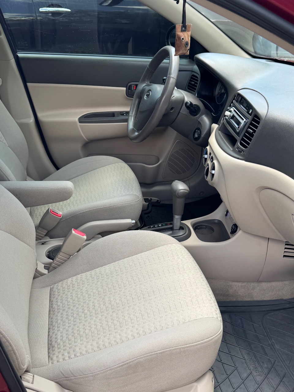 Hyundai Accent - фото 6