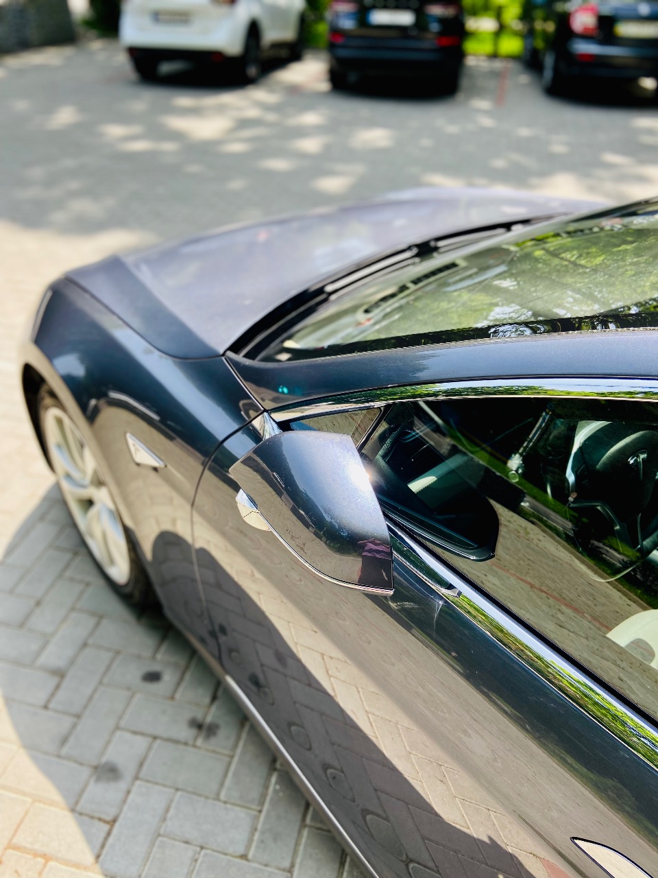 Tesla Model S - фото 3