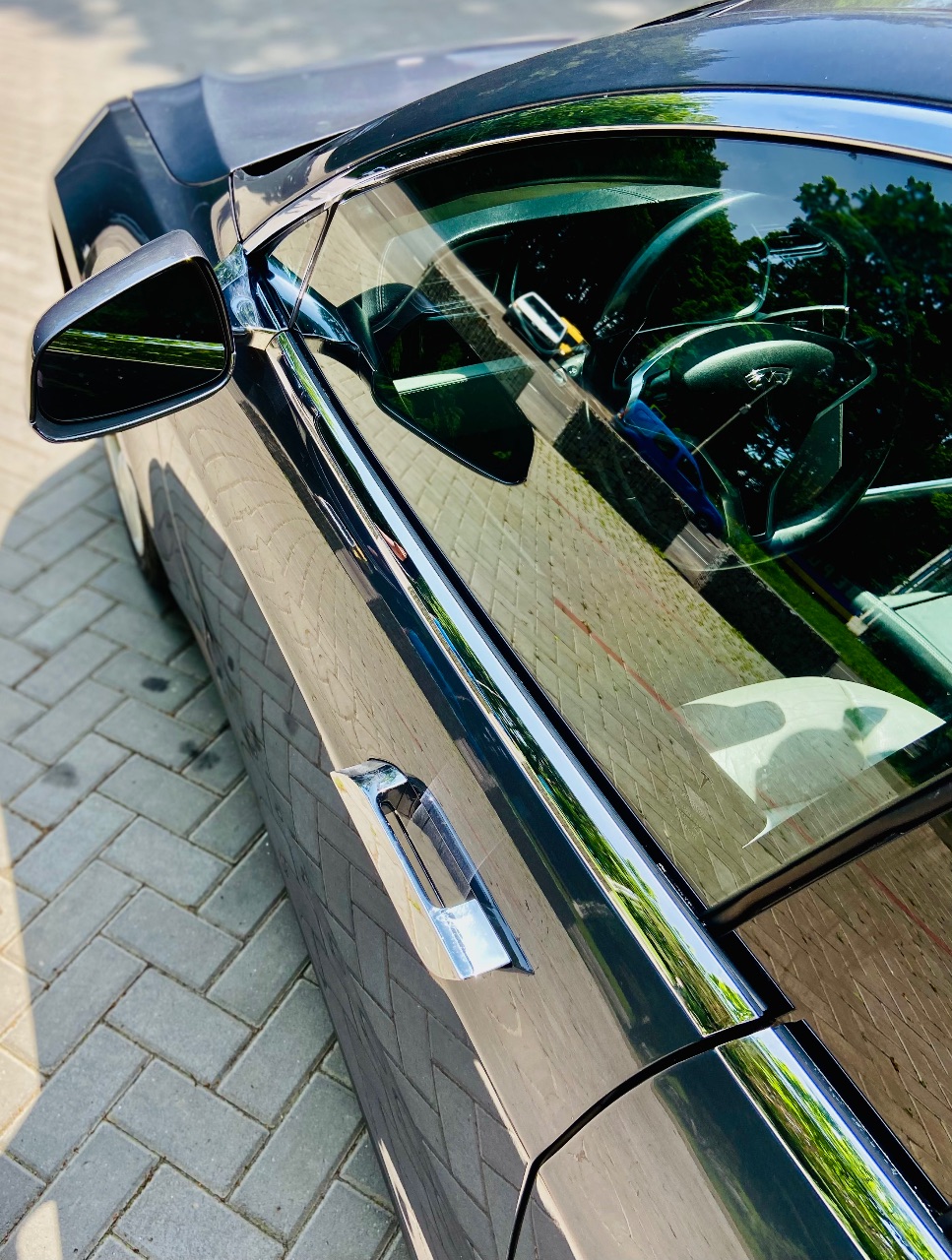 Tesla Model S - фото 4