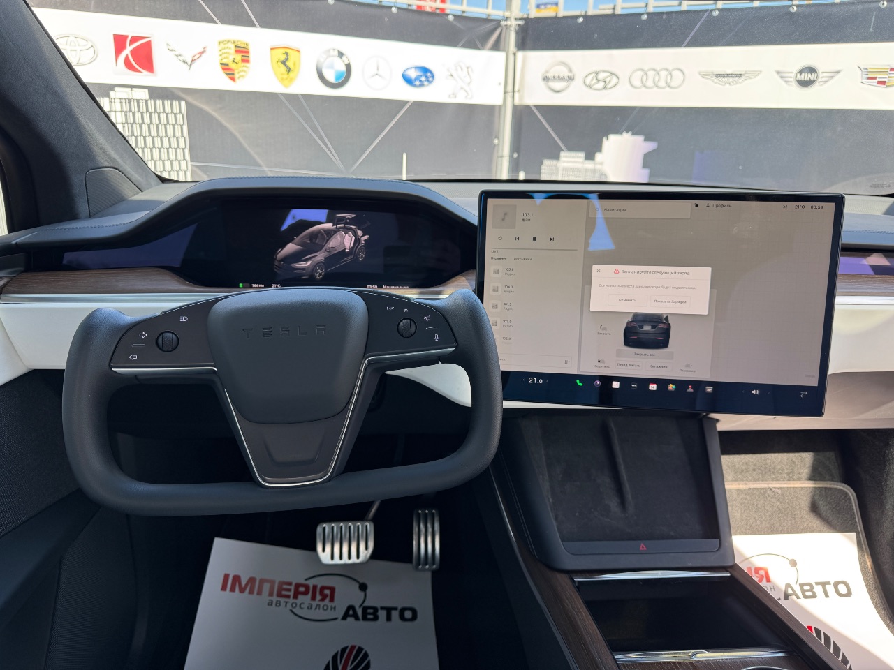 Tesla Model X - фото 5