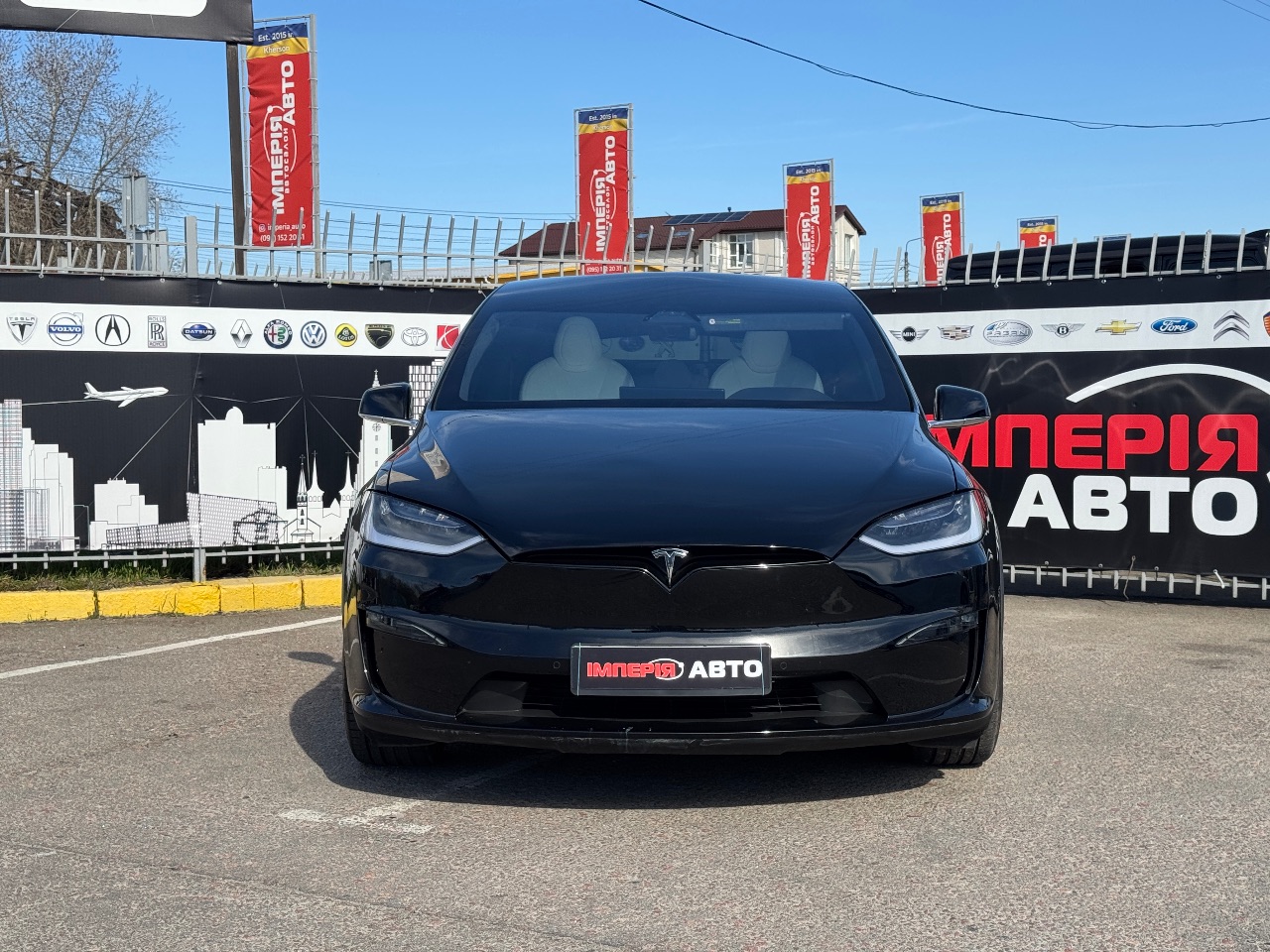 Tesla Model X - фото 21