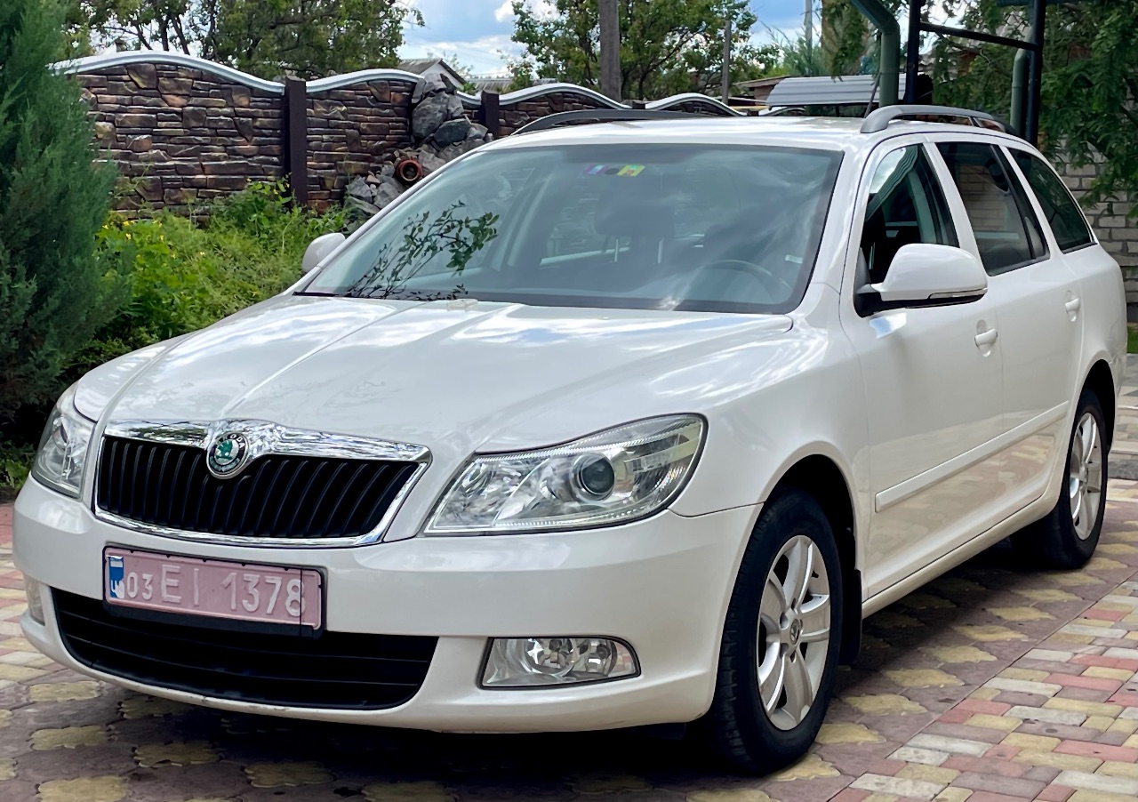 Skoda Octavia - фото 1