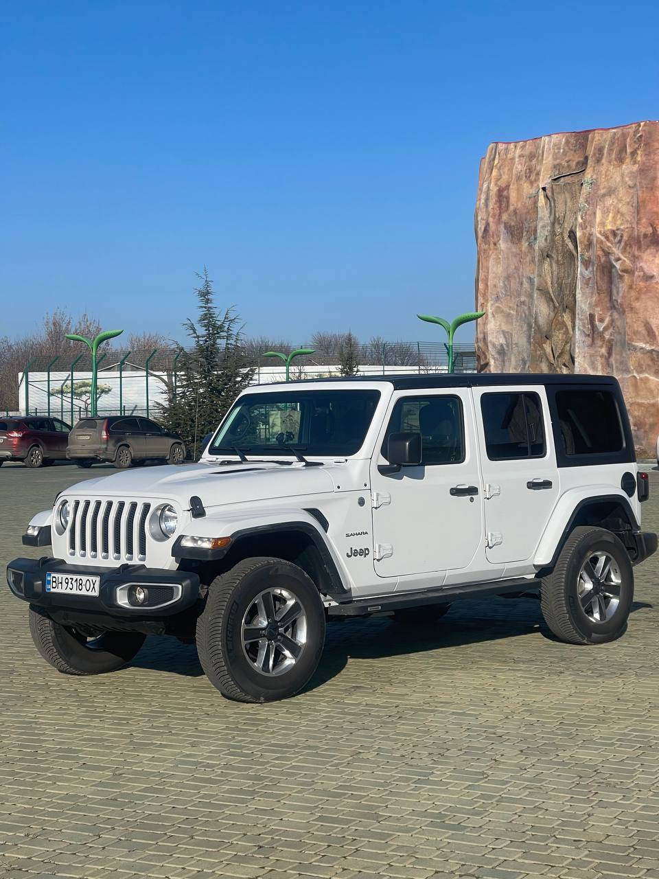 Jeep Wrangler - фото 1