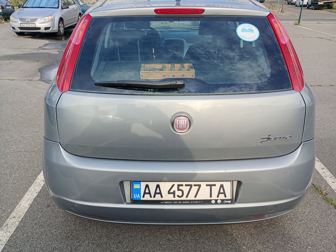 Fiat Punto - фото 1