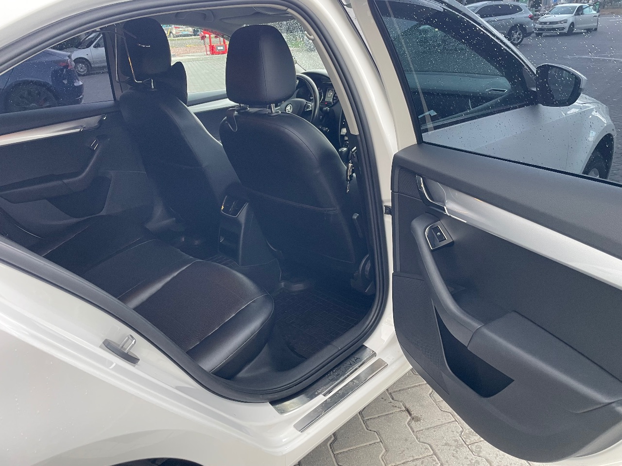 Skoda Octavia - фото 14