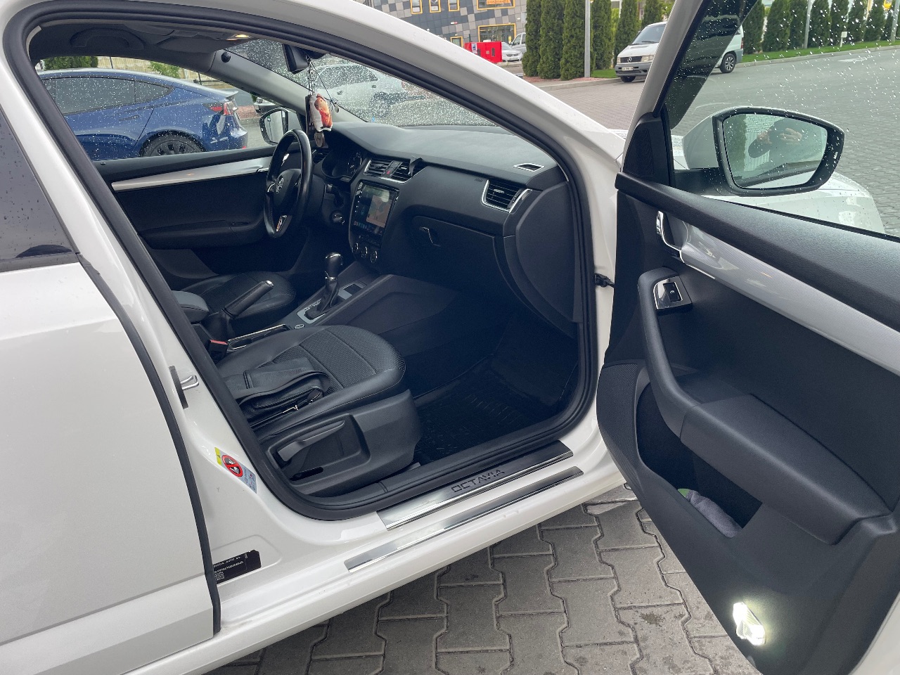 Skoda Octavia - фото 12