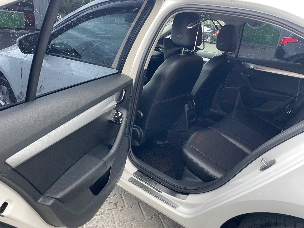 Skoda Octavia - фото 11