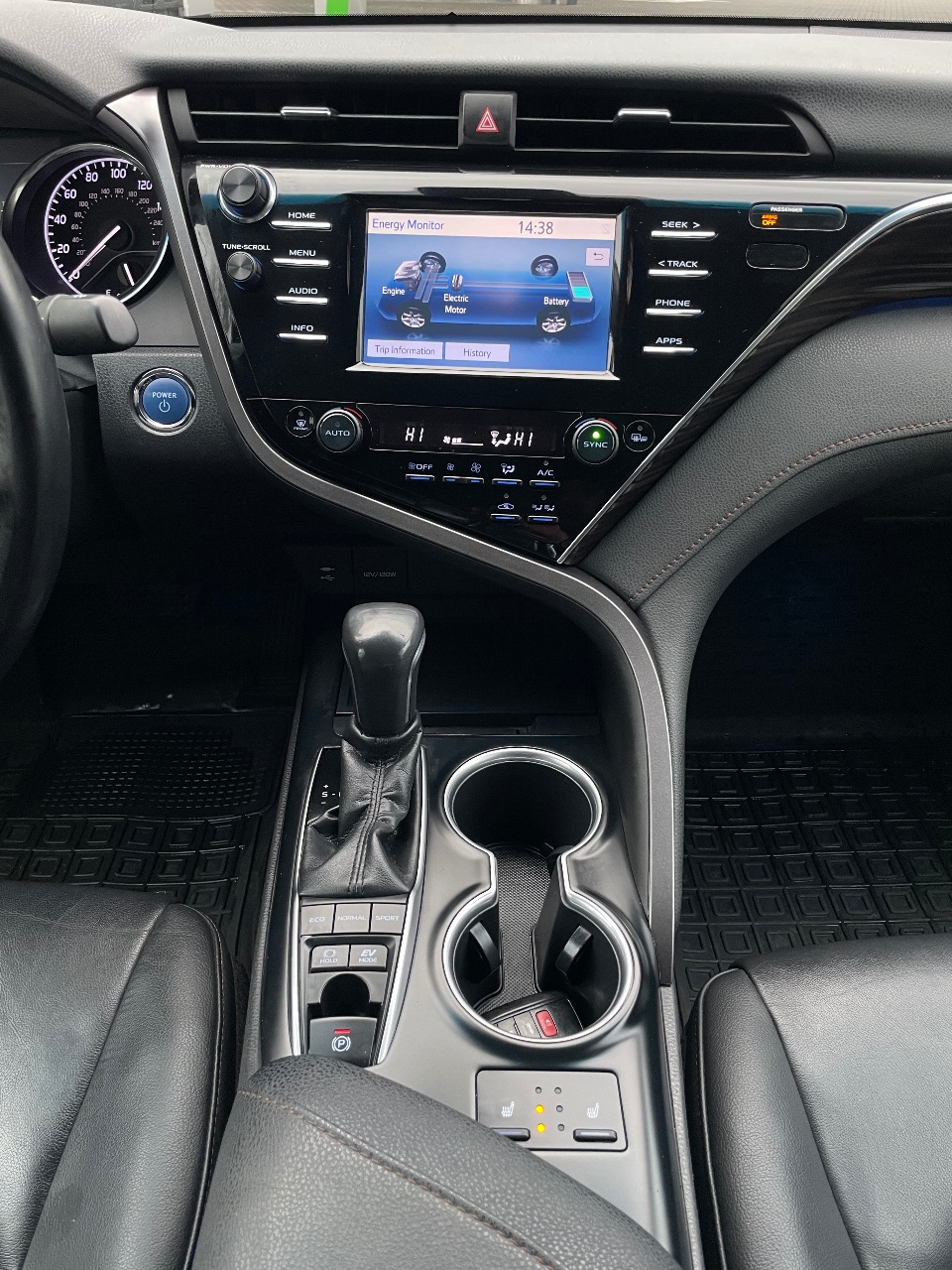 Toyota Camry - фото 26