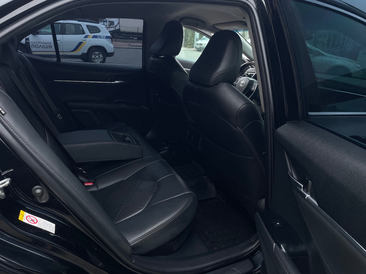 Toyota Camry - фото 18