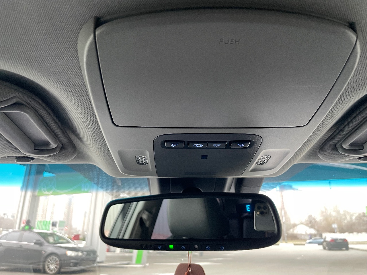 Toyota Camry - фото 14