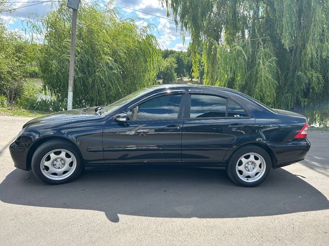 Mercedes-Benz C-Класс - зображення 3