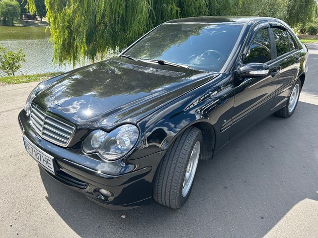 Mercedes-Benz C-Класс - зображення 2