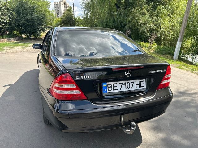 Mercedes-Benz C-Класс - зображення 5