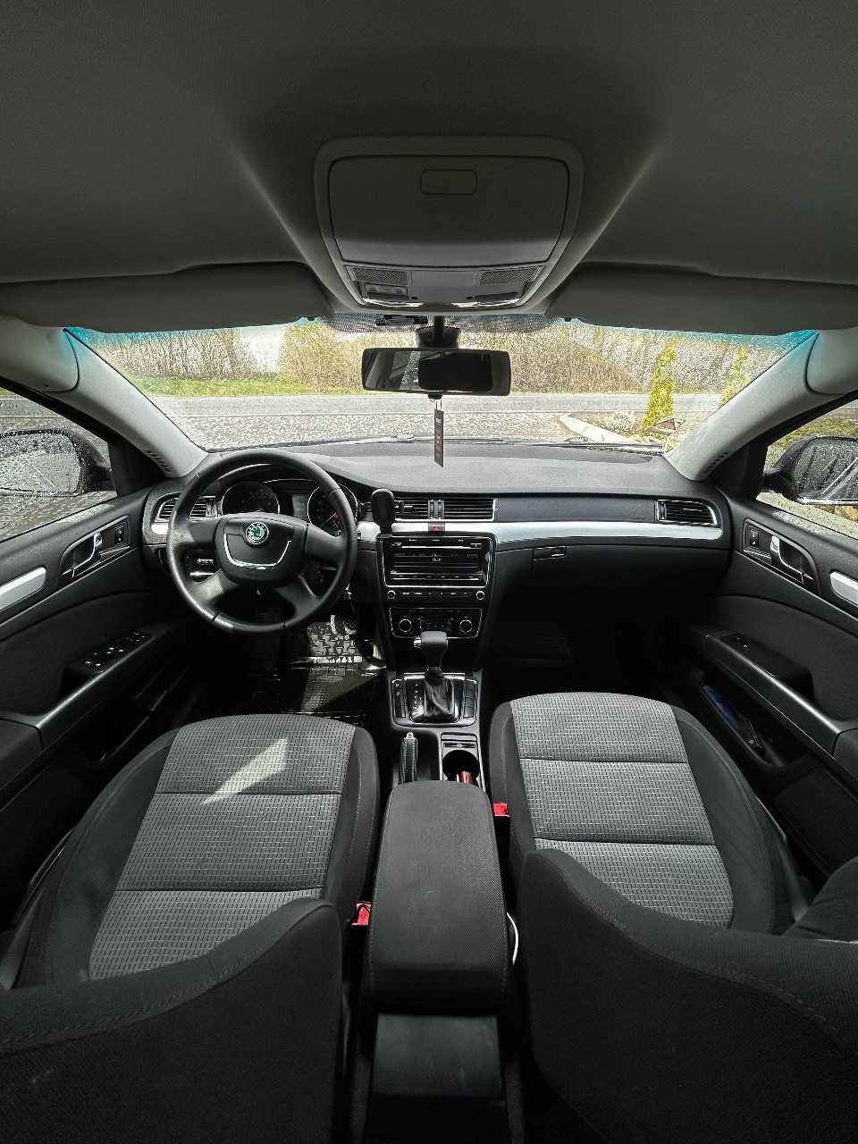 Skoda Superb - фото 8