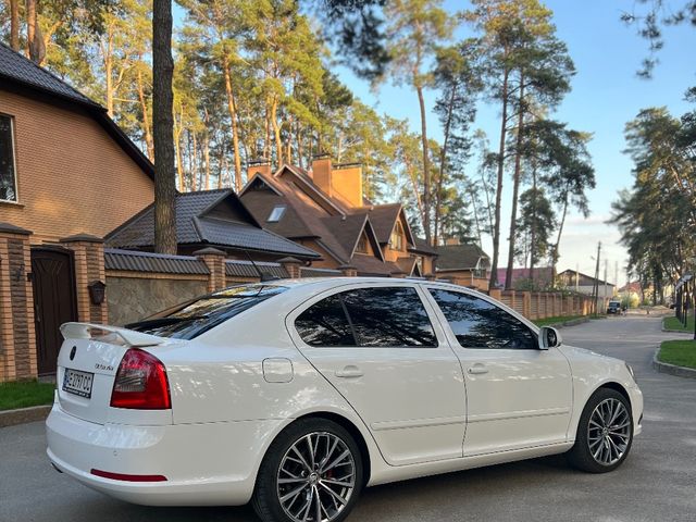 Skoda Octavia RS - фото 4