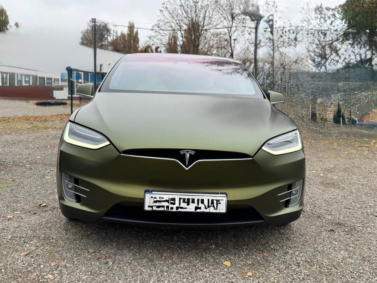 Tesla Model X - фото 10