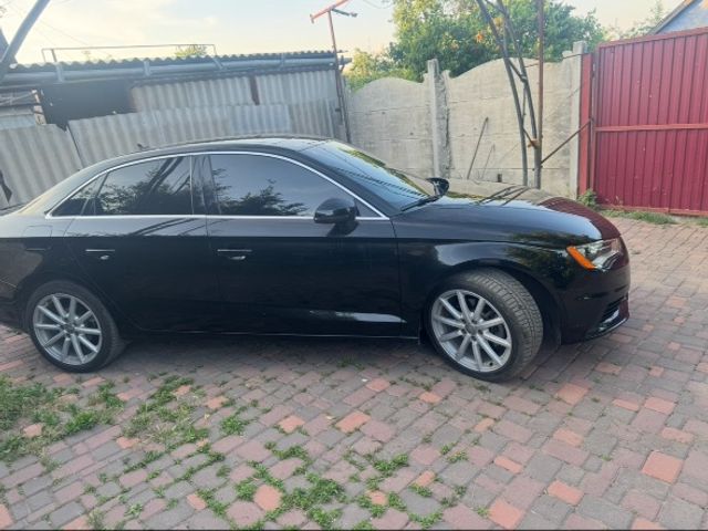 Audi A3 - фото 1