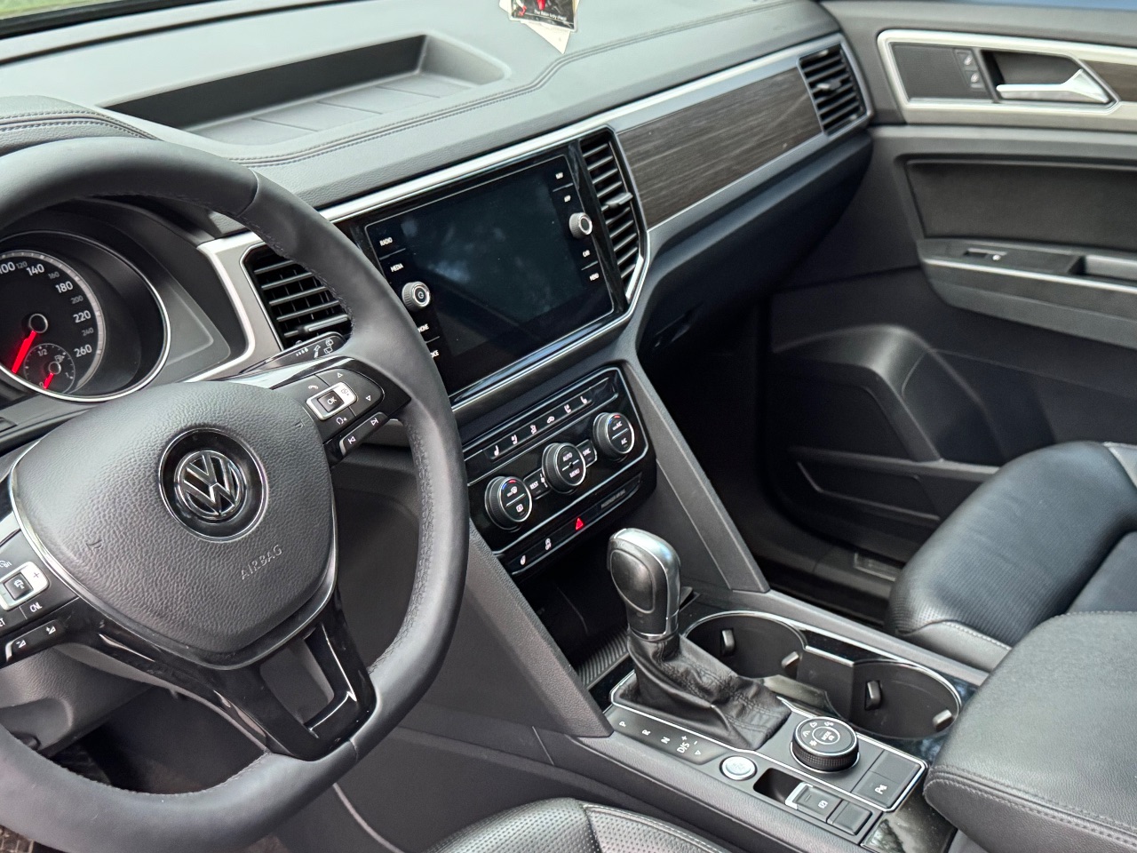 Volkswagen Atlas - фото 5