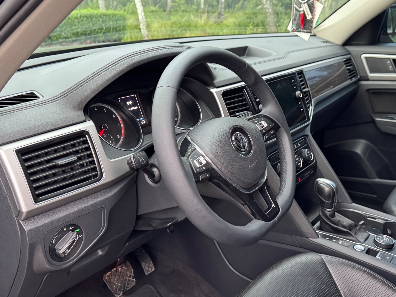 Volkswagen Atlas - фото 20