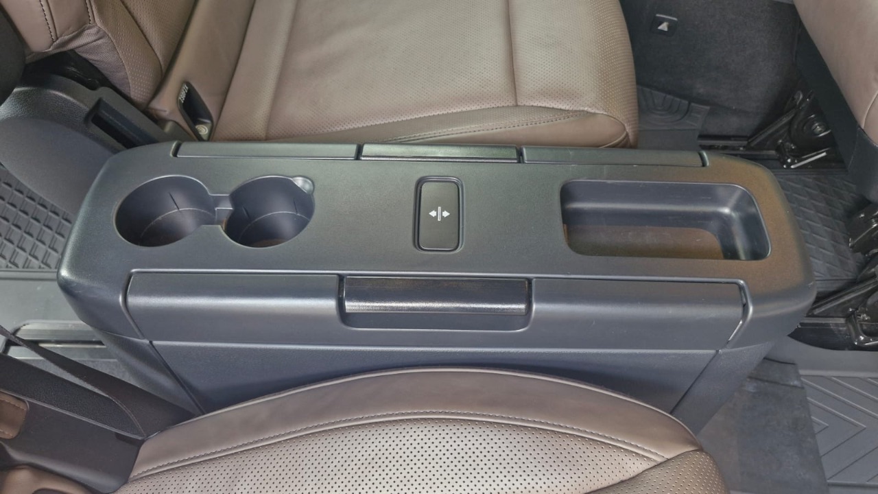 Mercedes-Benz V-Класс - фото 10