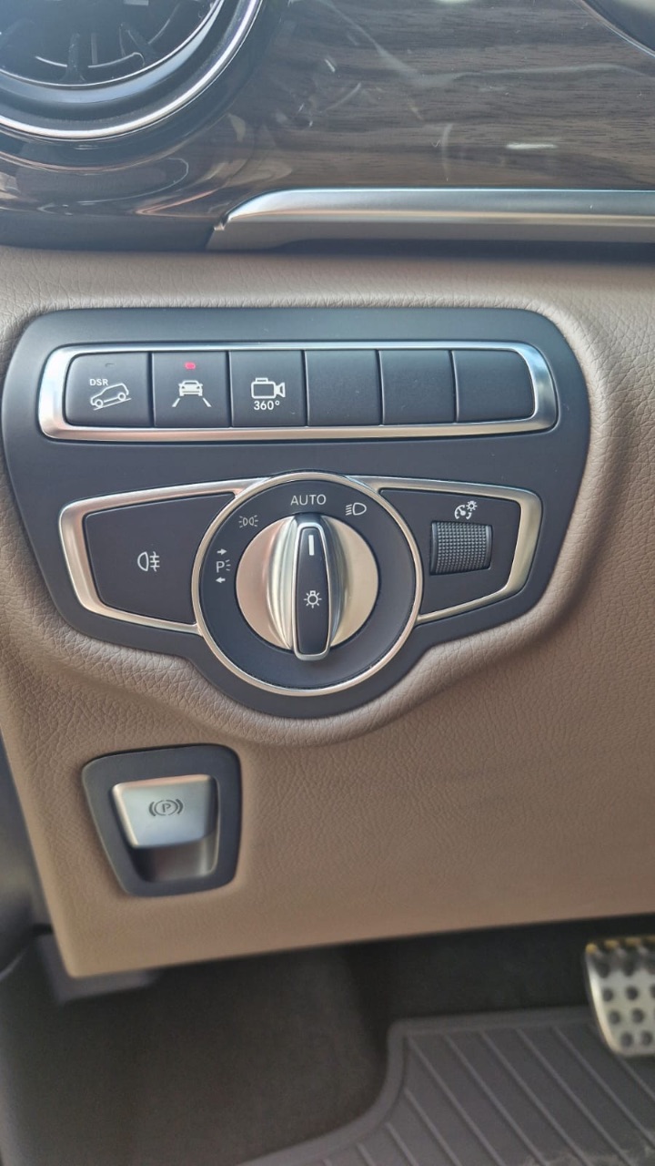 Mercedes-Benz V-Класс - фото 9