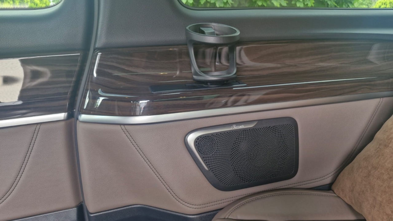 Mercedes-Benz V-Класс - фото 7