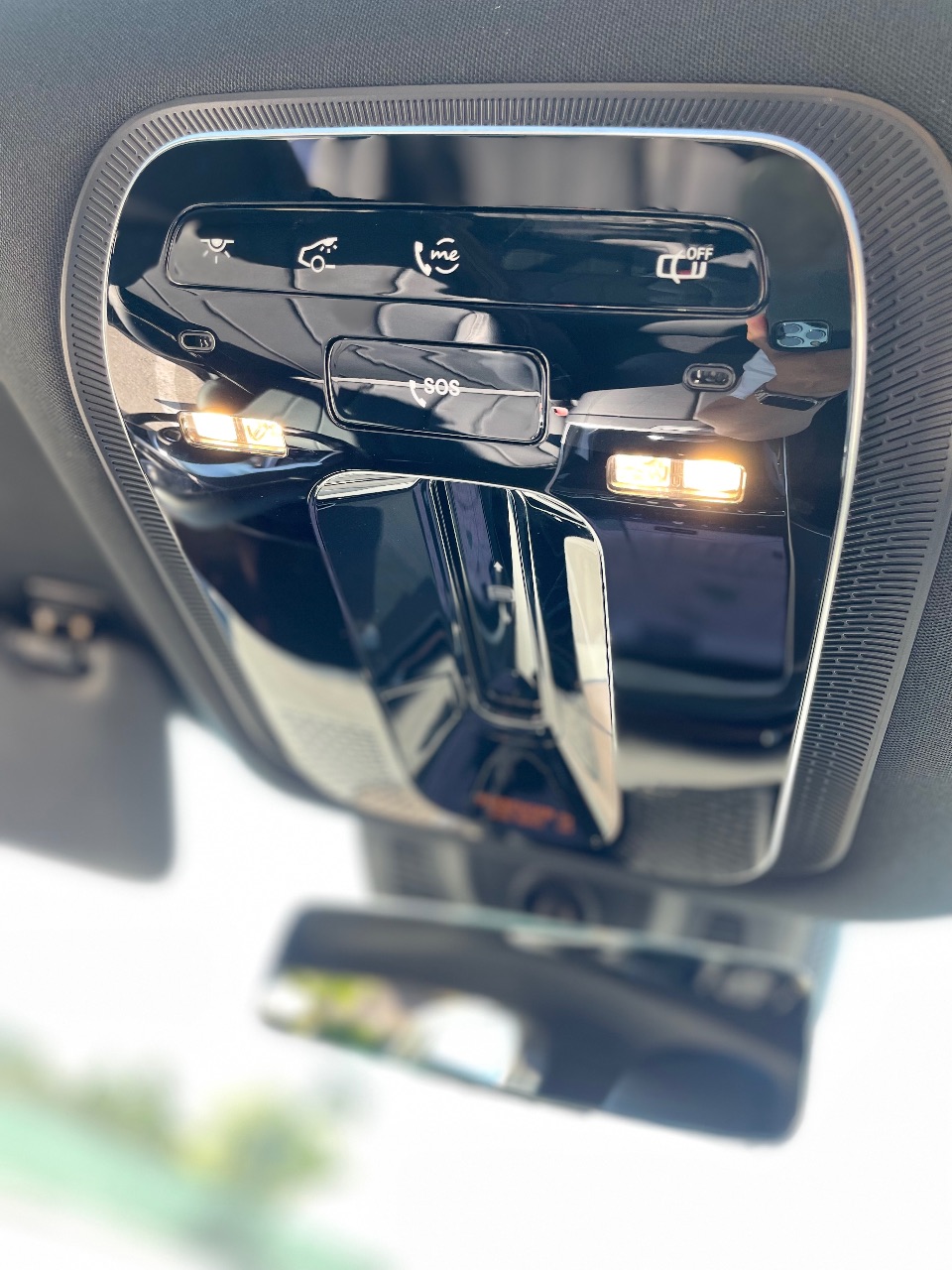 Mercedes-Benz EQE SUV - фото 16