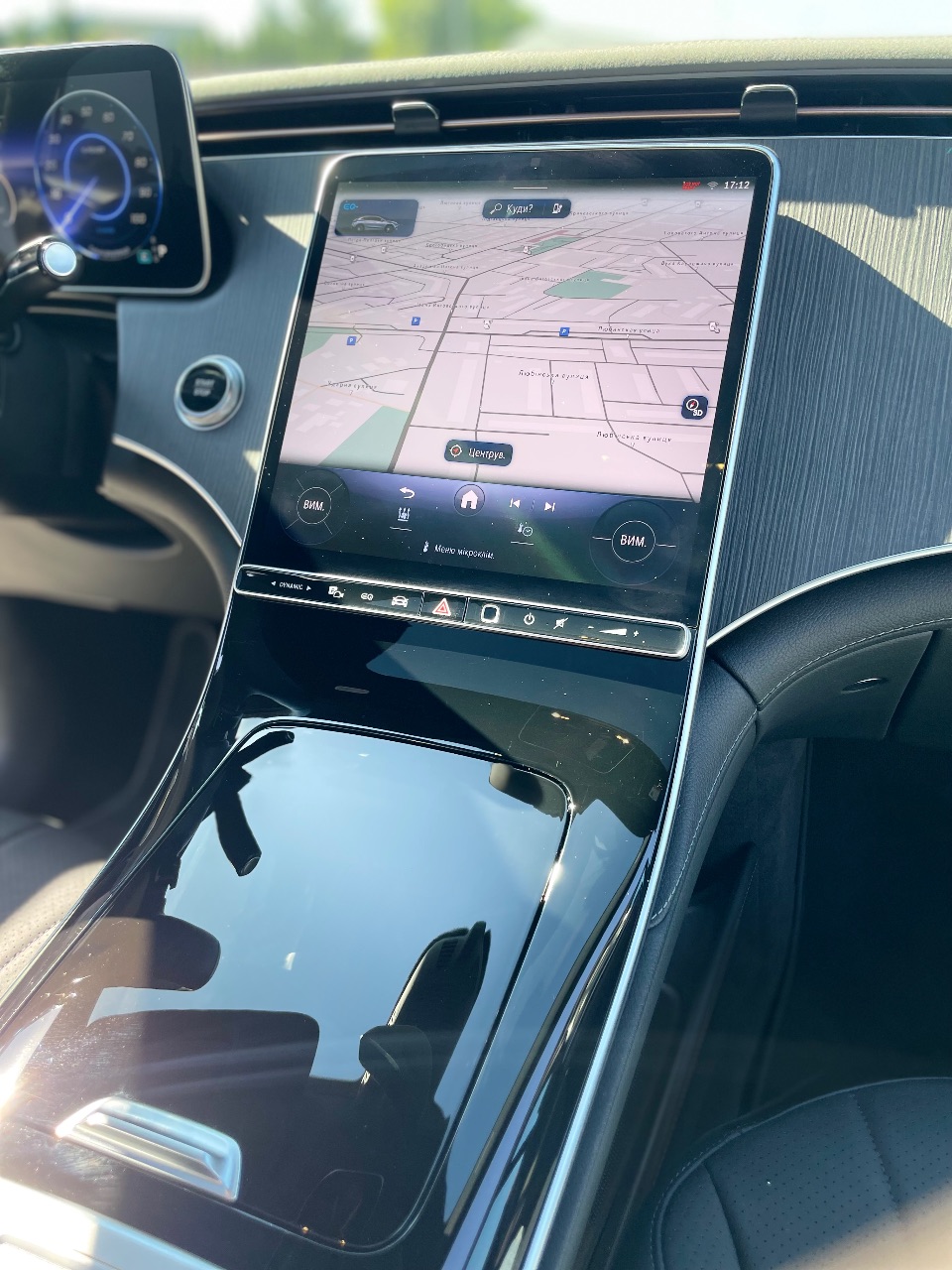 Mercedes-Benz EQE SUV - фото 19