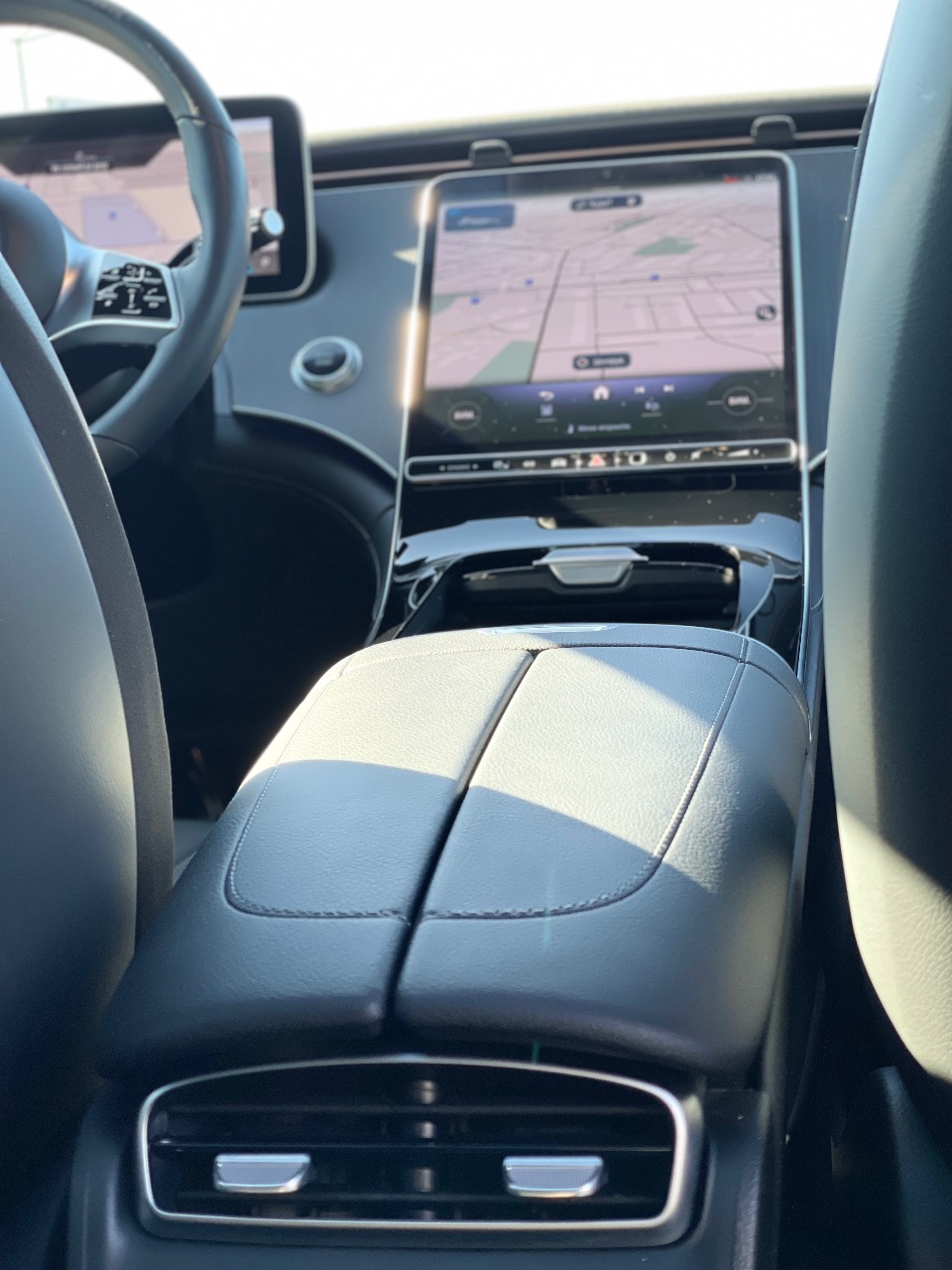 Mercedes-Benz EQE SUV - фото 26