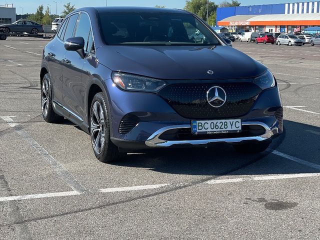 Mercedes-Benz EQE SUV - фото 3