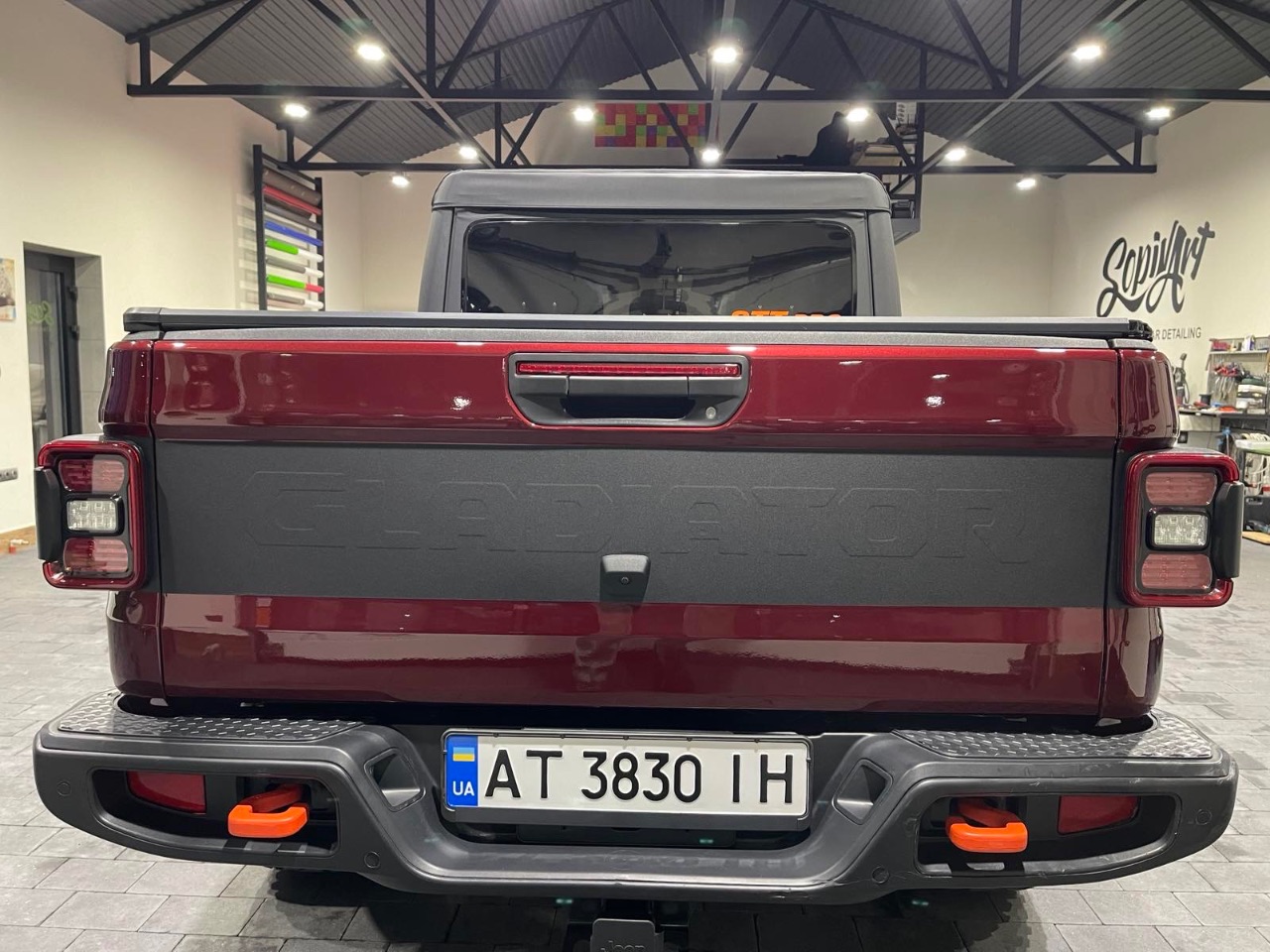 Jeep Gladiator - фото 29