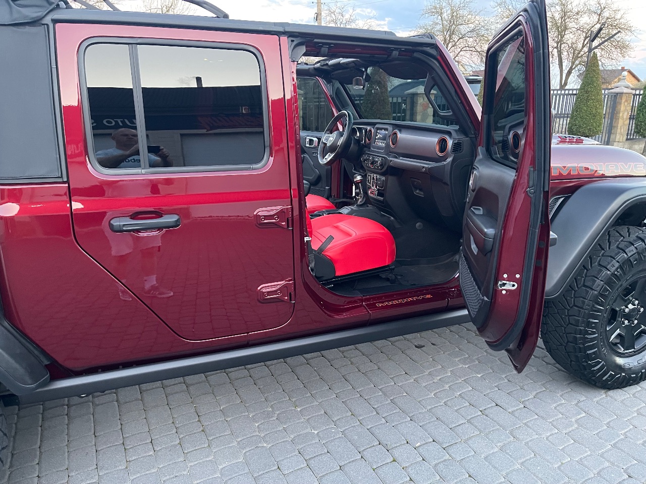 Jeep Gladiator - фото 24