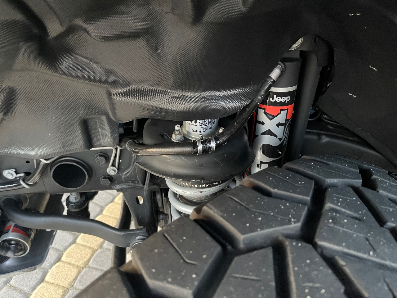 Jeep Gladiator - фото 39