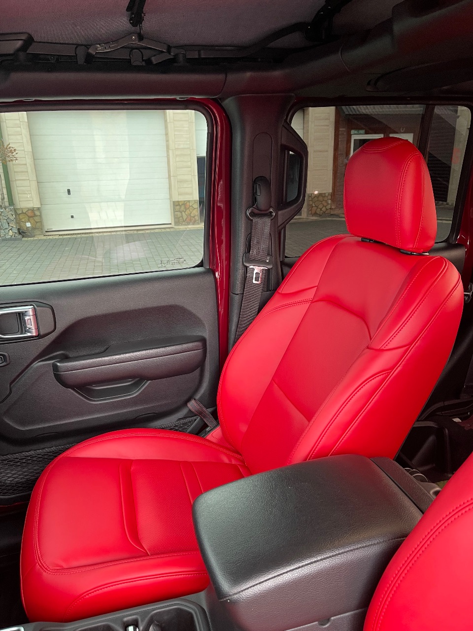 Jeep Gladiator - фото 21