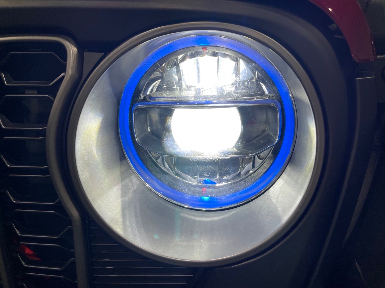 Jeep Gladiator - фото 35