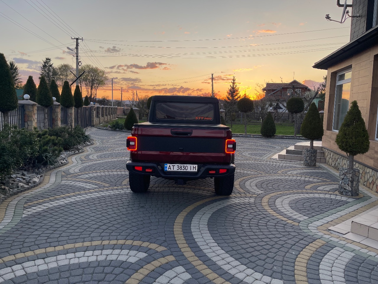 Jeep Gladiator - фото 22