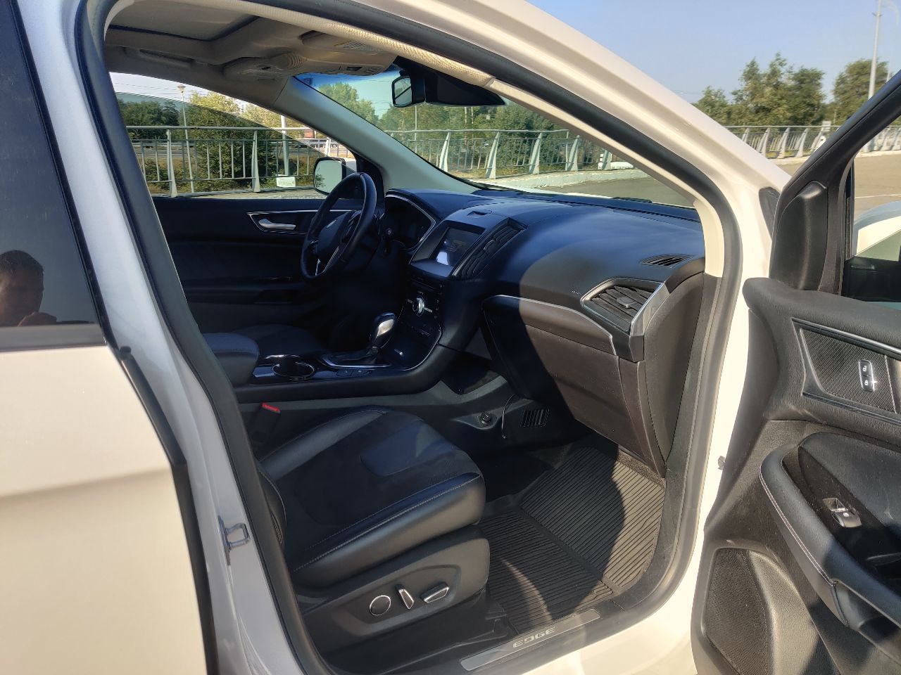 Ford Edge - фото 10