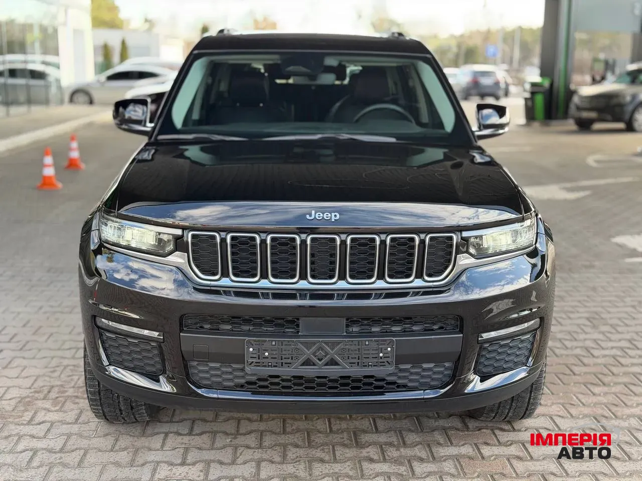 Jeep Grand Cherokee - фото 4