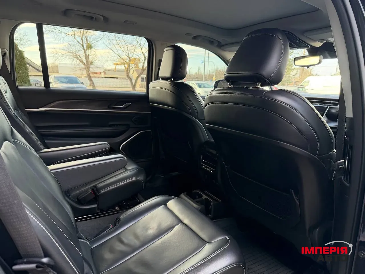 Jeep Grand Cherokee - фото 26