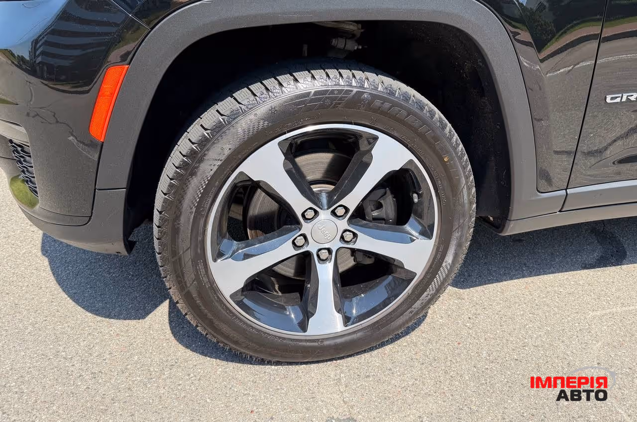 Jeep Grand Cherokee - фото 19