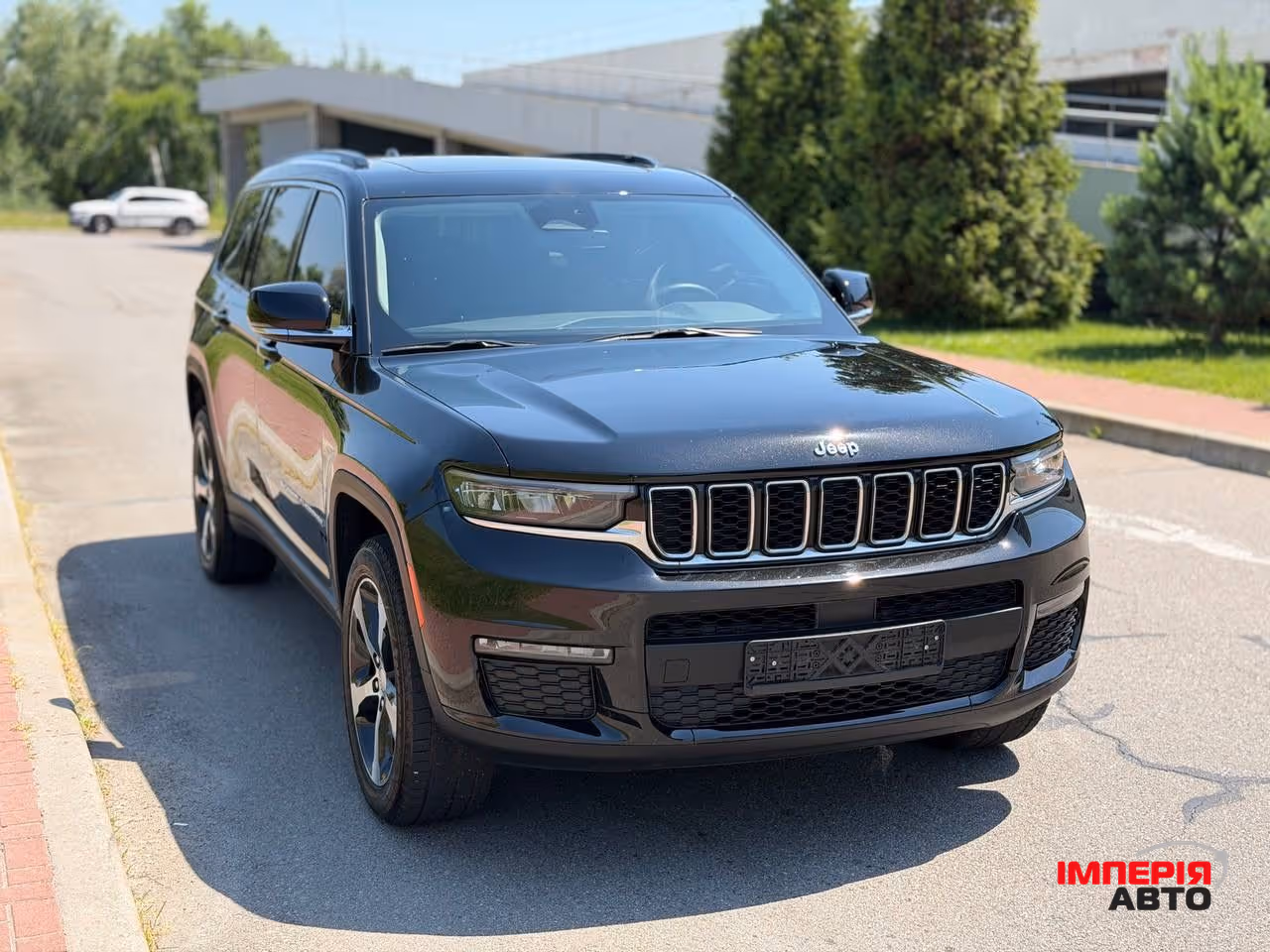 Jeep Grand Cherokee - фото 7