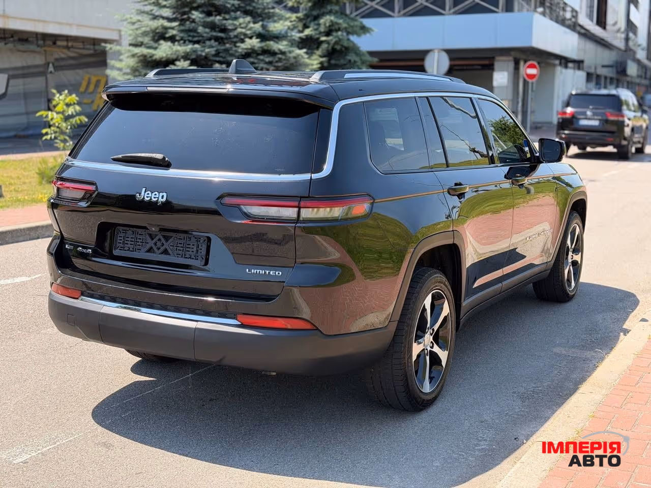 Jeep Grand Cherokee - фото 9