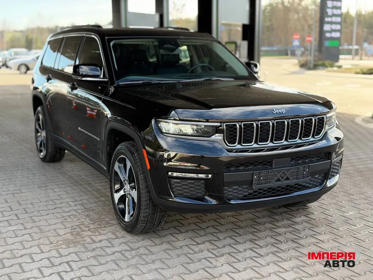 Jeep Grand Cherokee - фото 5